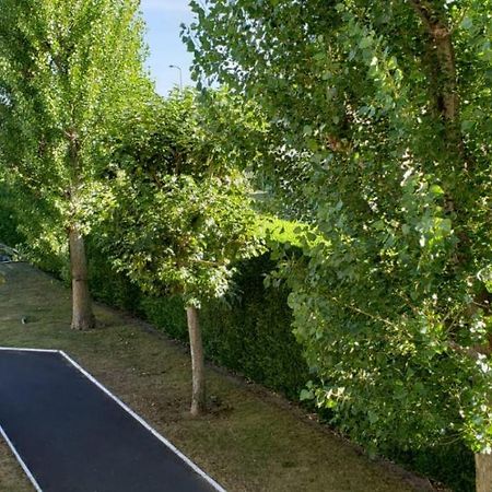 Cabourg - Bel Appartement Lumineux Avec Balcon Dans Residence Privee Kültér fotó